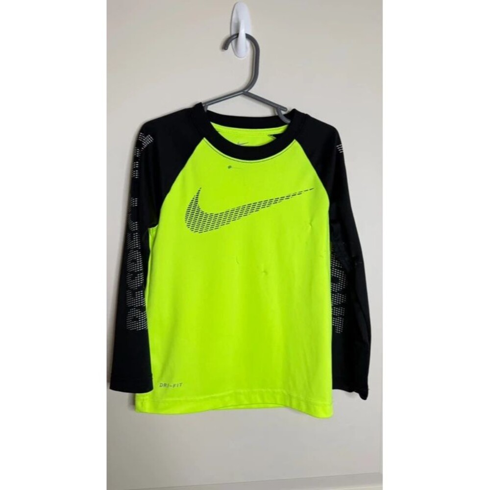 Nike high viz long sleeve 4 /xs